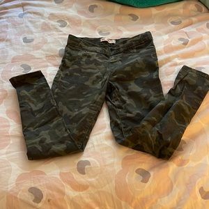 Camo jeggings